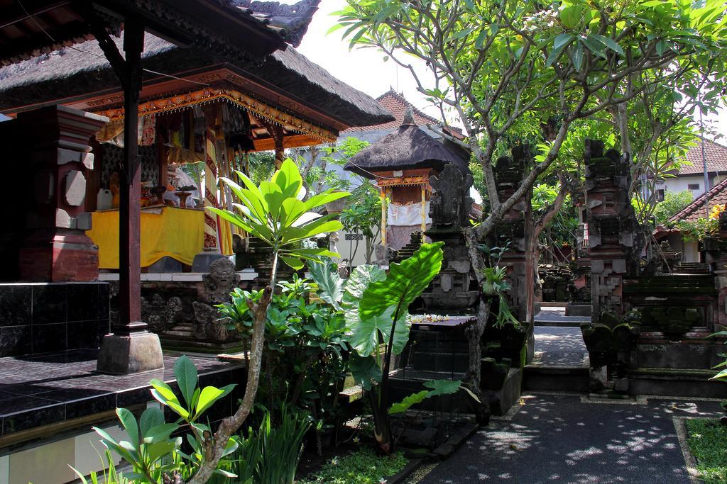 Nugraha Guesthouse 1 Ubud Exteriér fotografie
