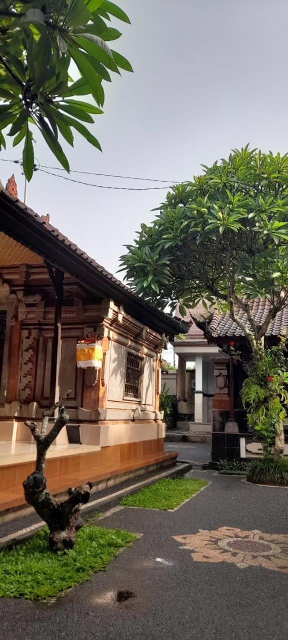 Nugraha Guesthouse 1 Ubud Exteriér fotografie